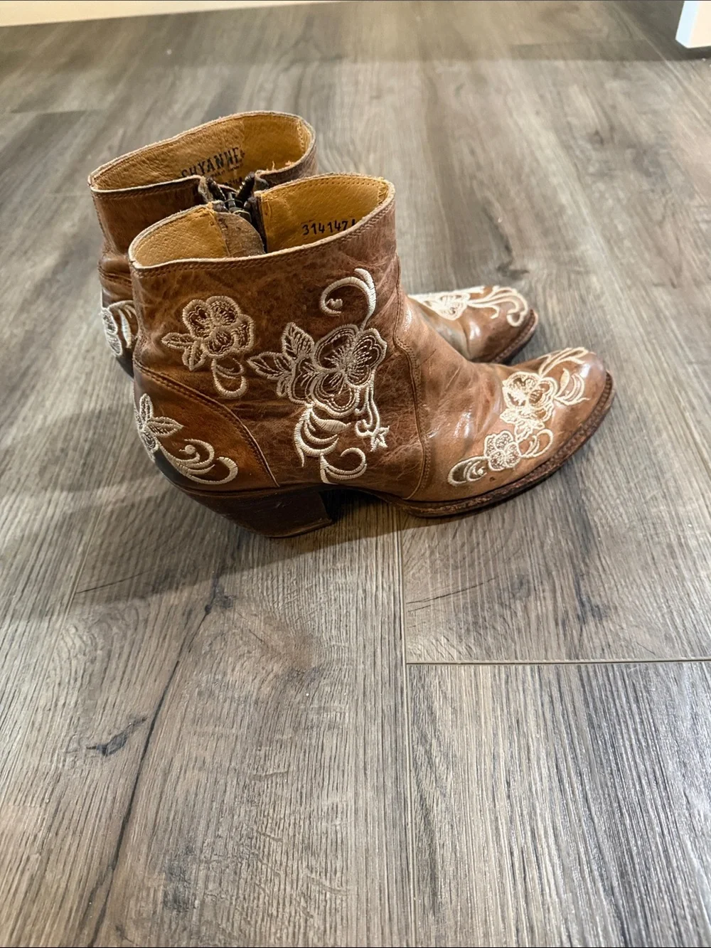 Shyanne leather boots